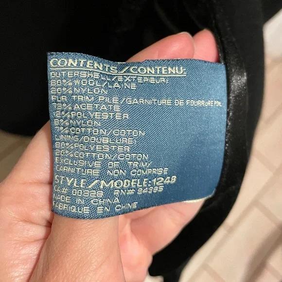 Woolen coat - Picture 7 of 7